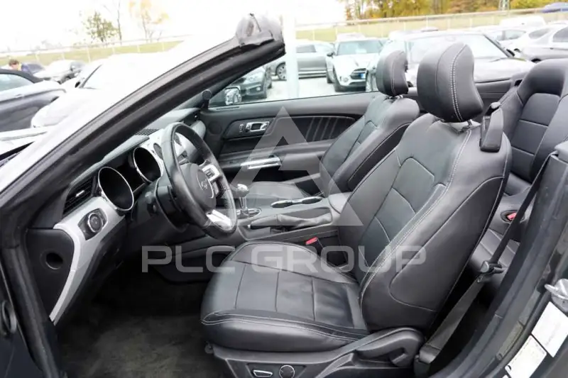 2017 Ford MUSTANG