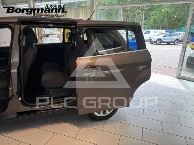2017 Ford C-MAX