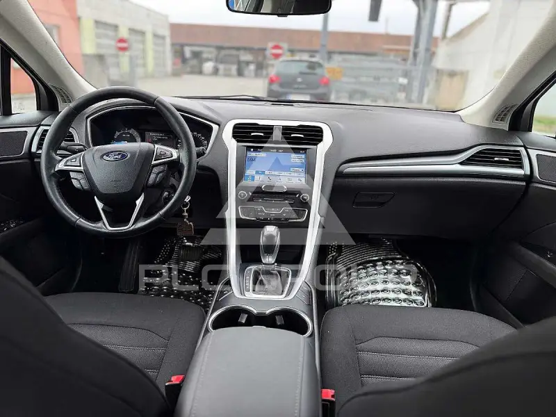 2017 Ford Mondeo