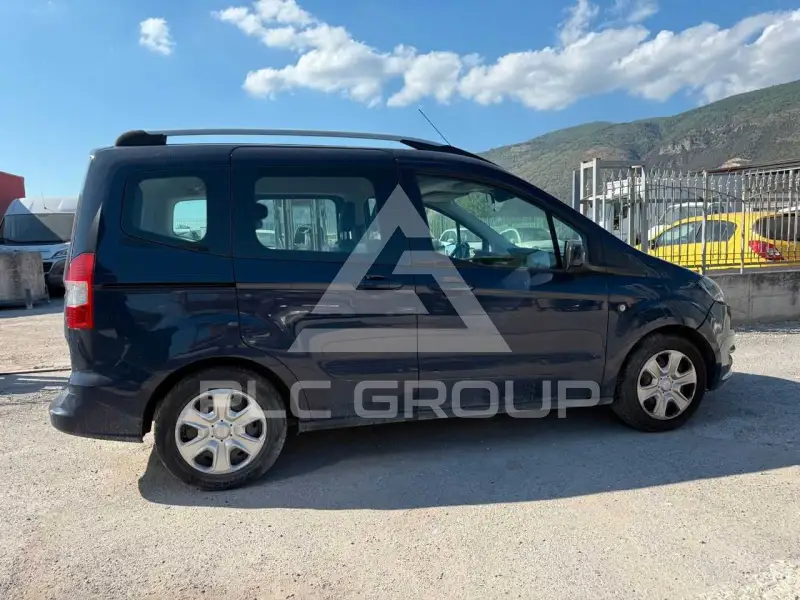 2017 Ford Tourneo