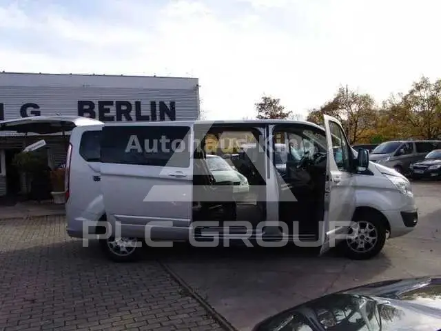 2017 Ford Tourneo