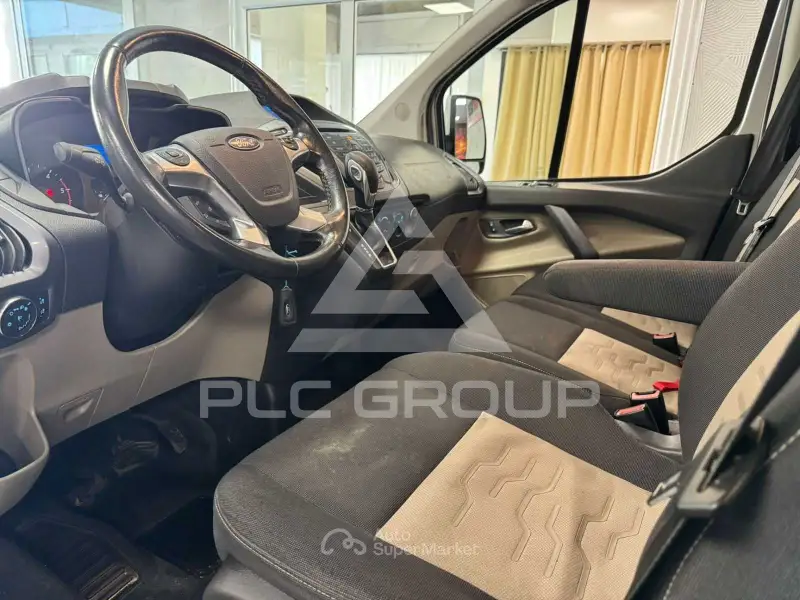 2017 Ford Tourneo