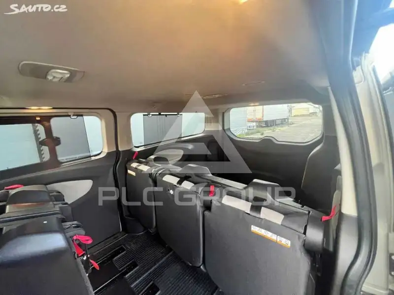 2017 Ford Tourneo