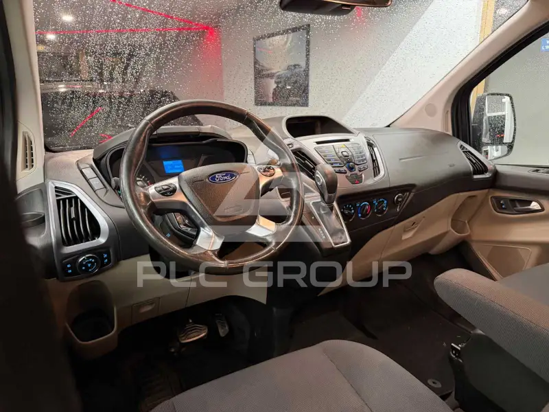 2017 Ford Tourneo