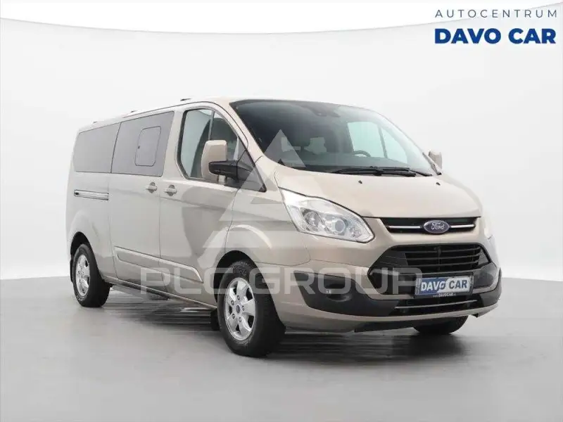 2017 Ford Tourneo