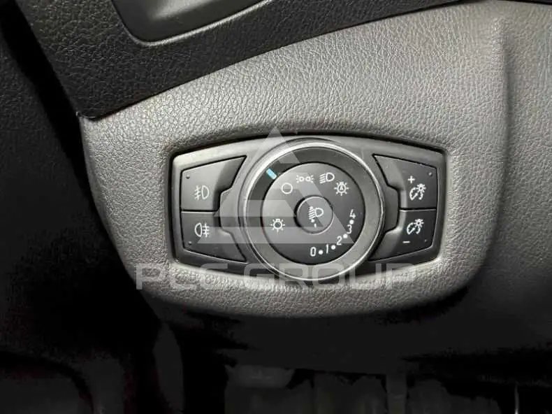 2017 Ford Tourneo