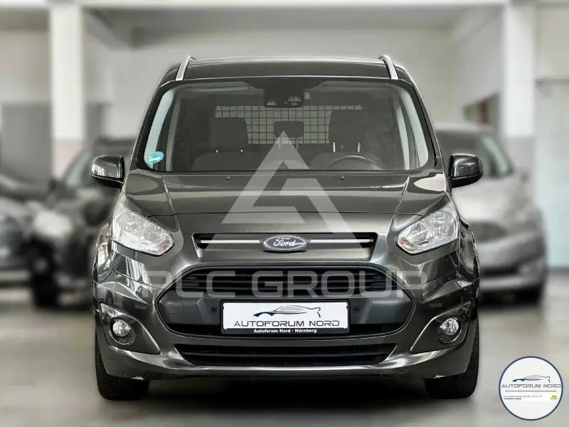 2017 Ford Tourneo