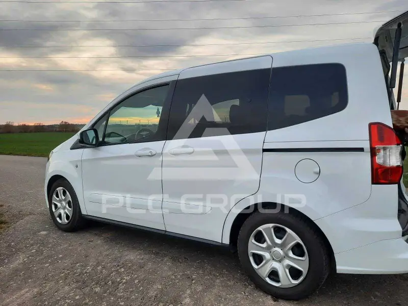 2017 Ford Tourneo