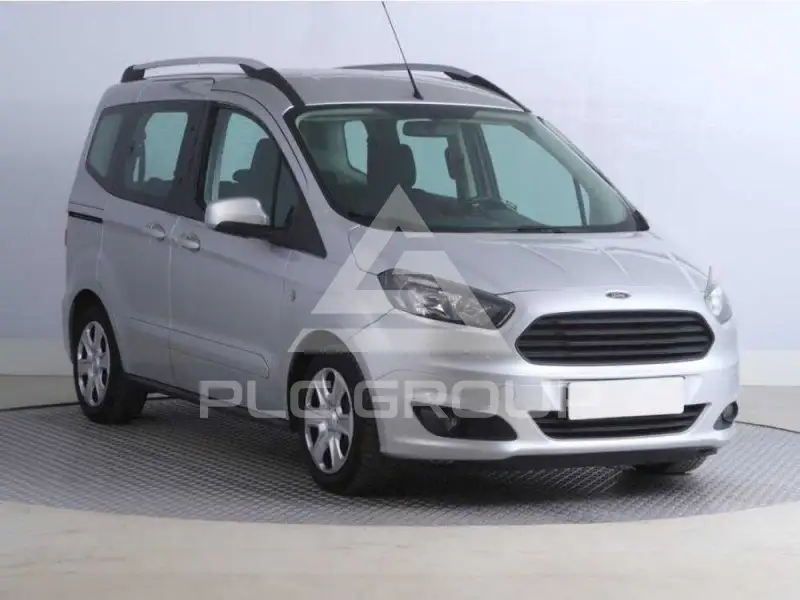 2017 Ford Tourneo