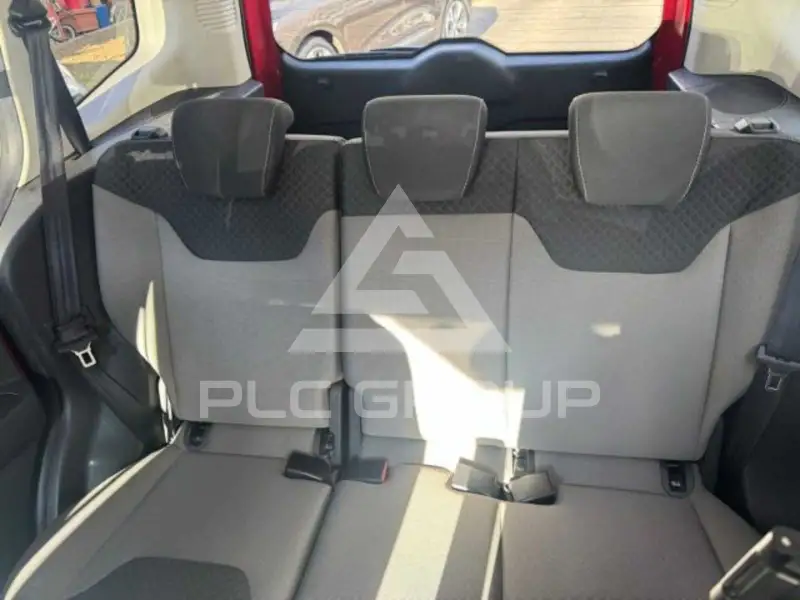 2017 Ford Tourneo