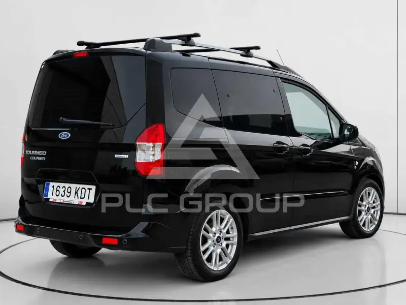 2017 Ford Tourneo