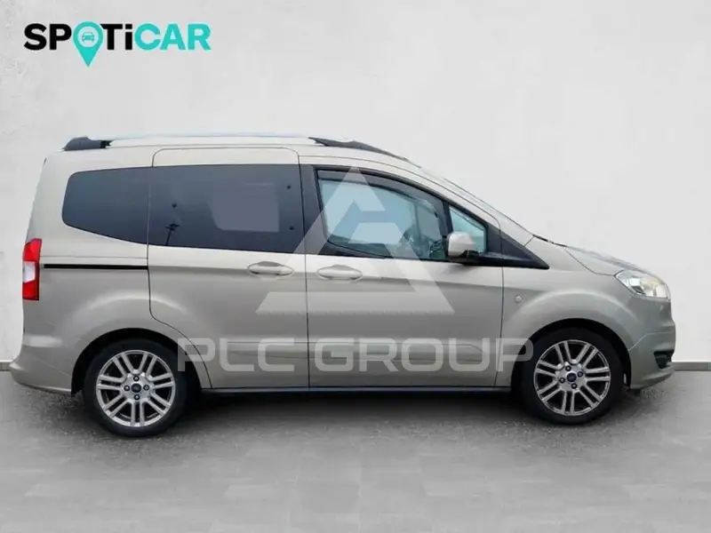2017 Ford Tourneo