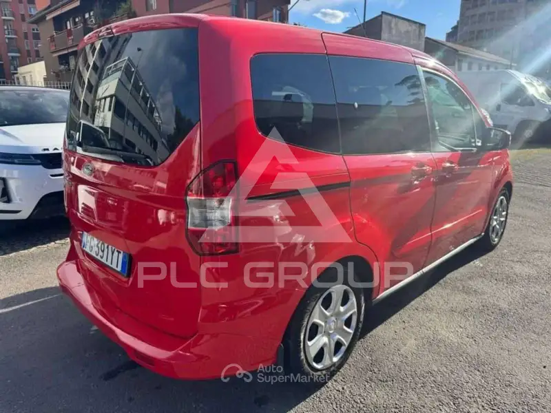 2017 Ford Tourneo