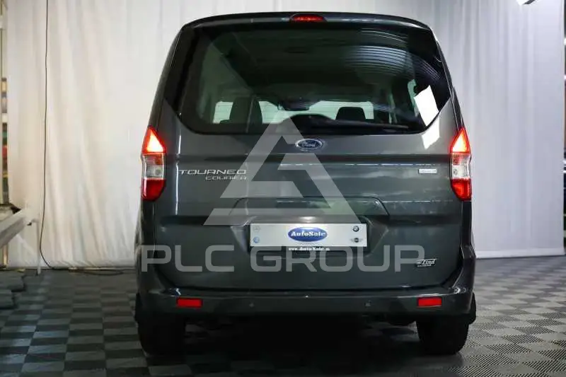 2017 Ford Tourneo