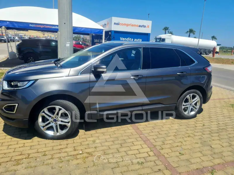 2017 Ford EDGE