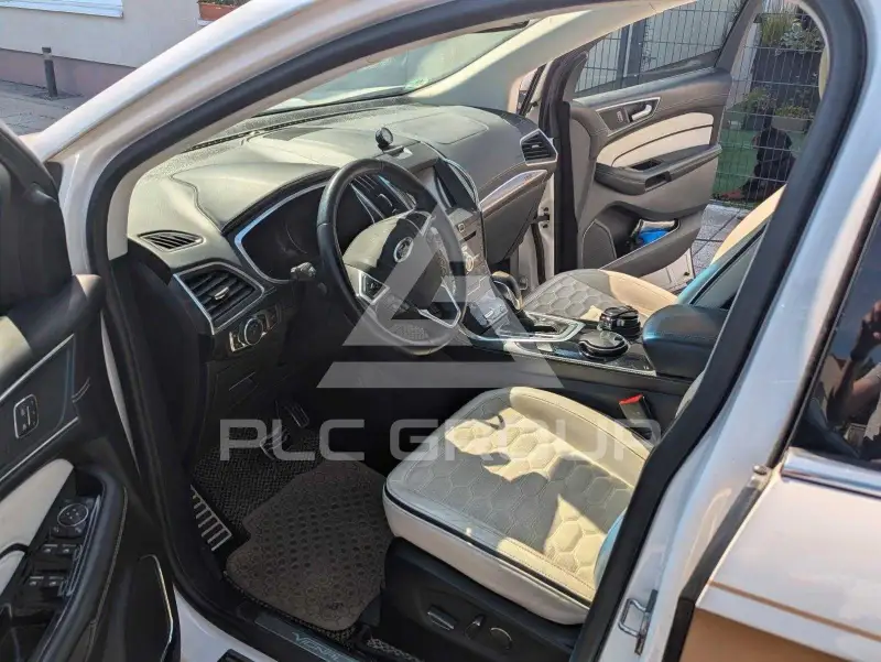 2017 Ford EDGE