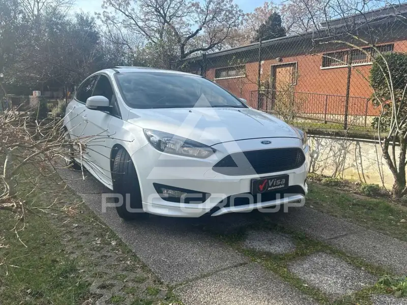 2017 Ford FOCUS