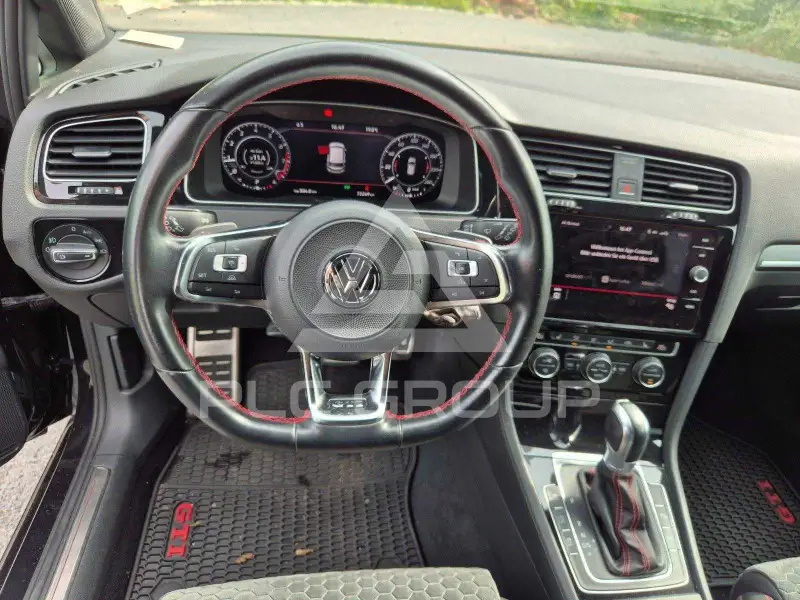 2017 Volkswagen GOLF