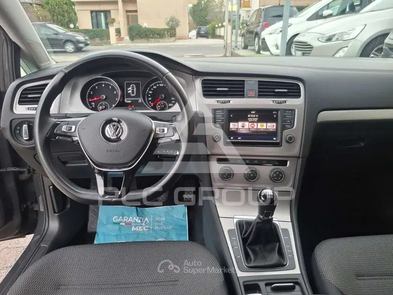 2017 Volkswagen GOLF