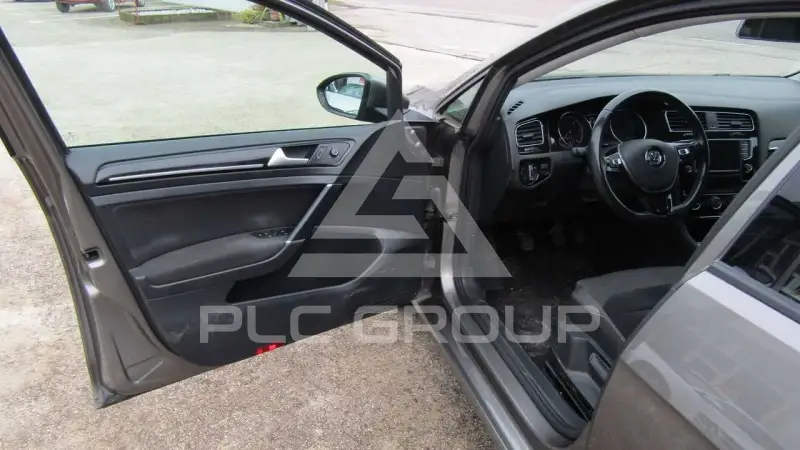 2017 Volkswagen GOLF