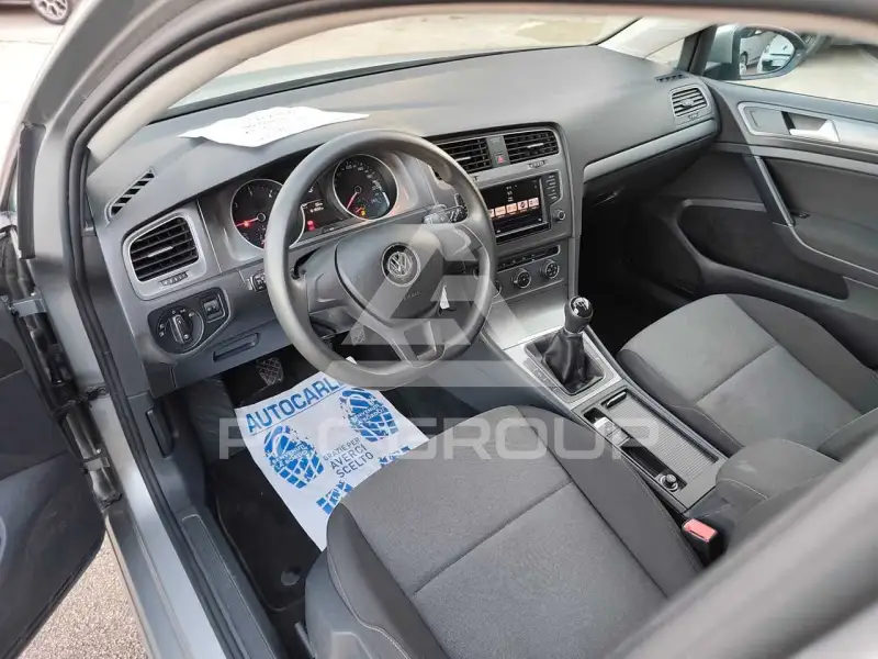 2017 Volkswagen GOLF