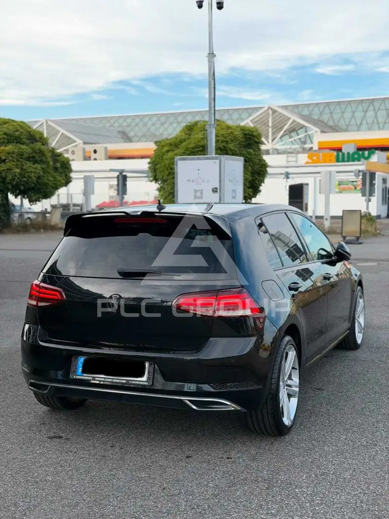 2017 Volkswagen GOLF