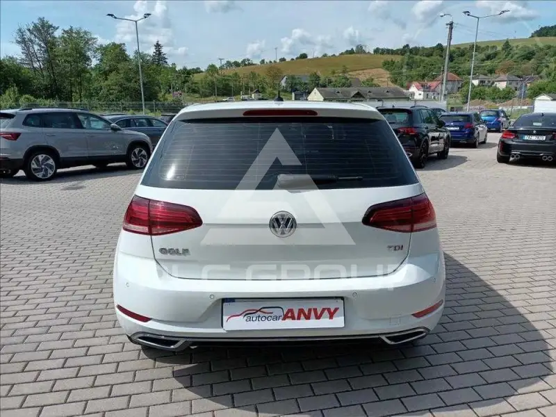 2017 Volkswagen GOLF