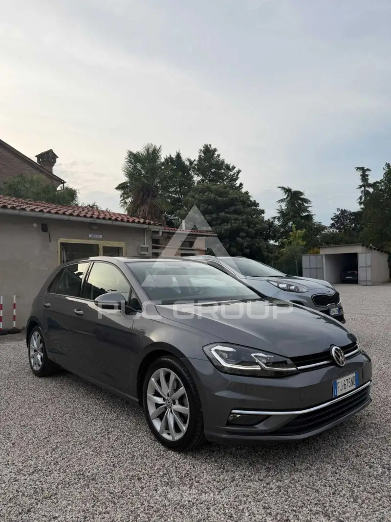 2017 Volkswagen GOLF