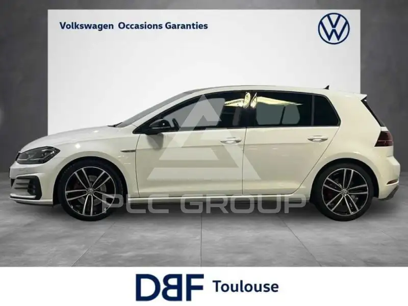 2017 Volkswagen GOLF