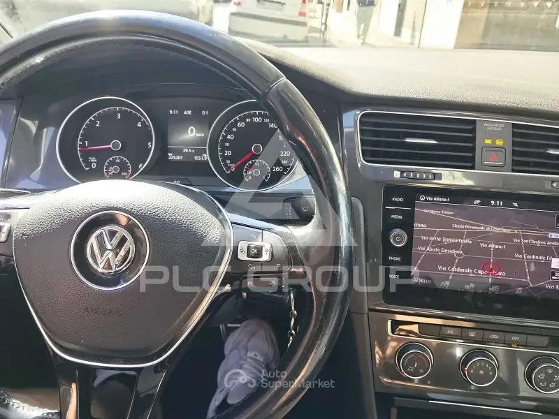 2017 Volkswagen GOLF