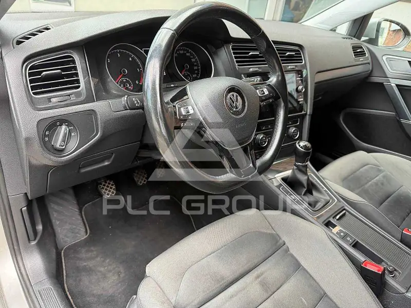 2017 Volkswagen GOLF