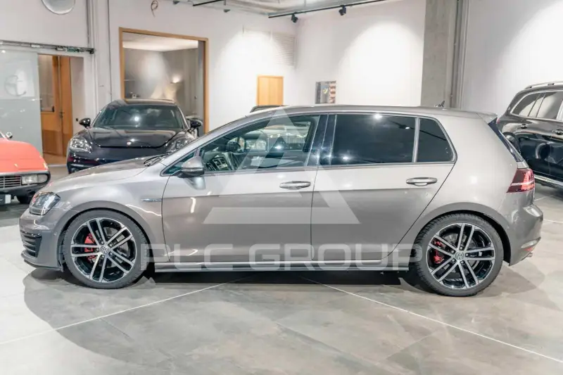 2025 Volkswagen GOLF