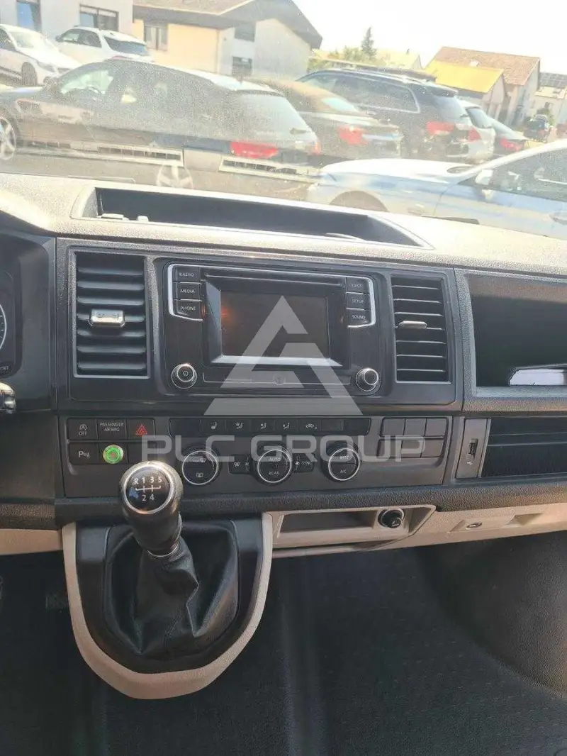 2017 Volkswagen Transporter