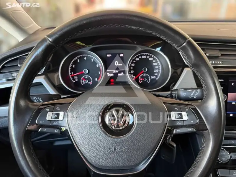 2017 Volkswagen Touran