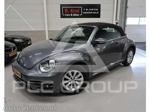 2017 Volkswagen BEETLE