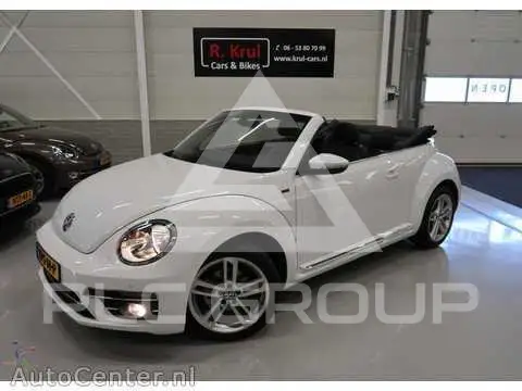 2017 Volkswagen BEETLE