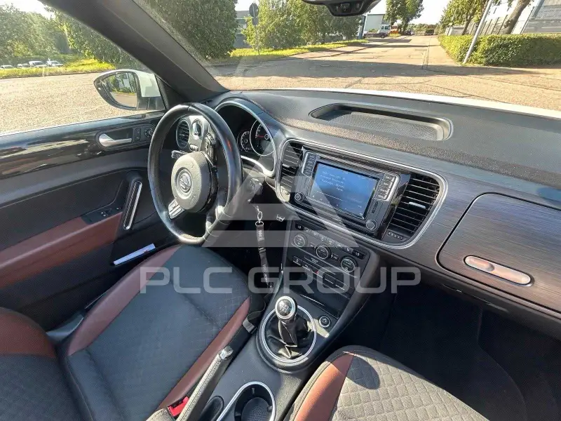 2017 Volkswagen BEETLE