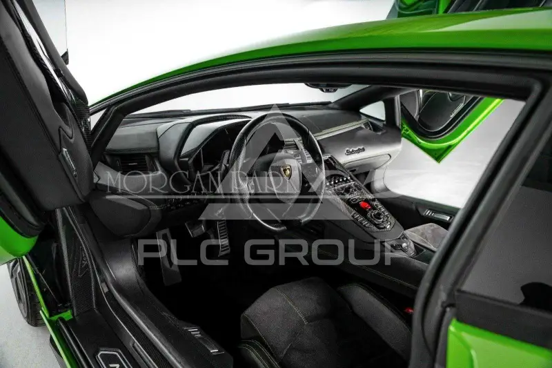 2017 Lamborghini Aventador