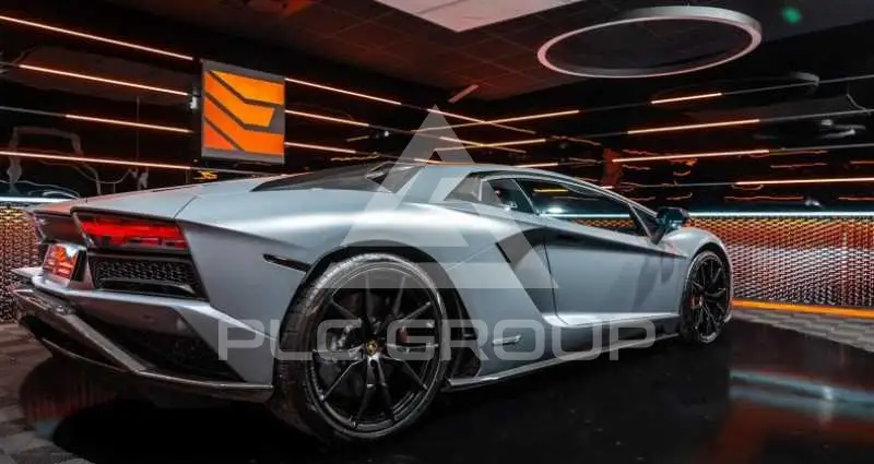 2017 Lamborghini Aventador