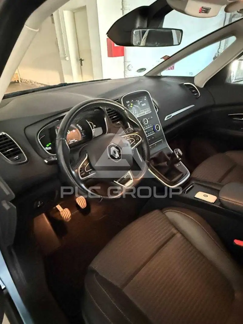 2017 Renault Scenic