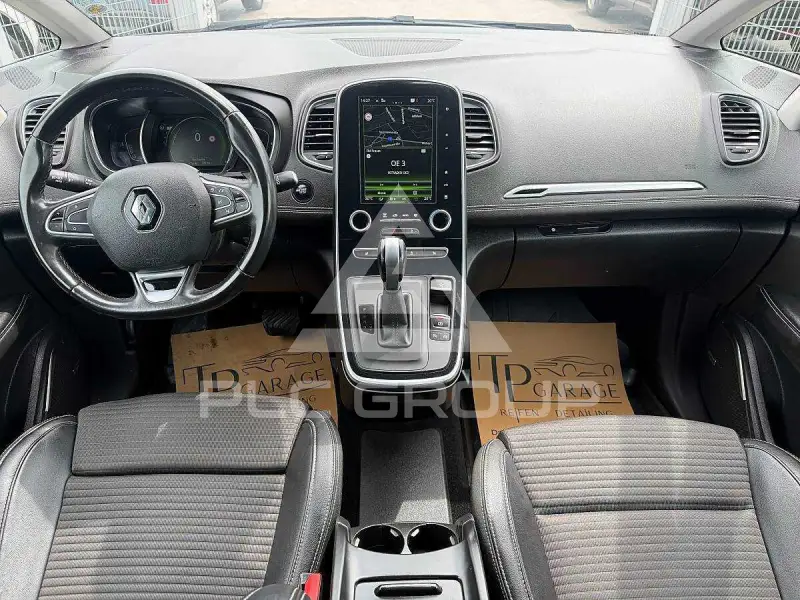 2017 Renault Scenic