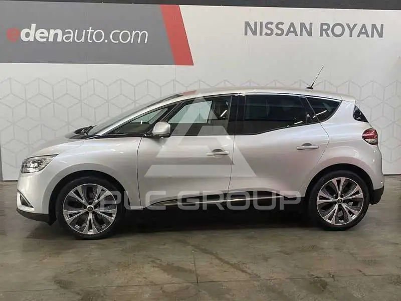 2017 Renault Scenic