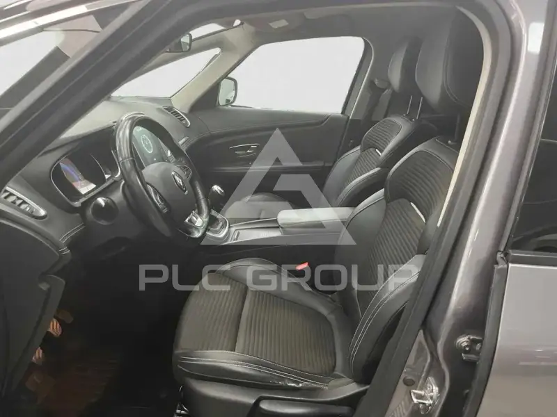 2017 Renault Scenic