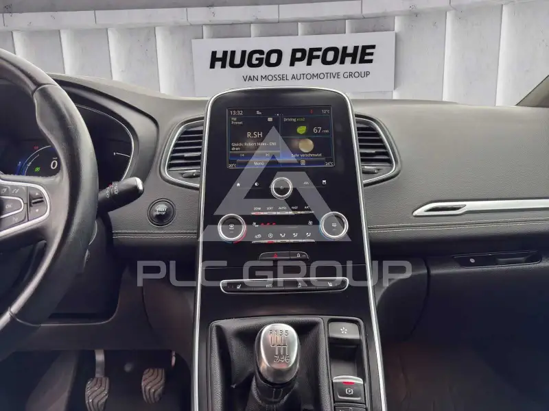 2017 Renault Scenic