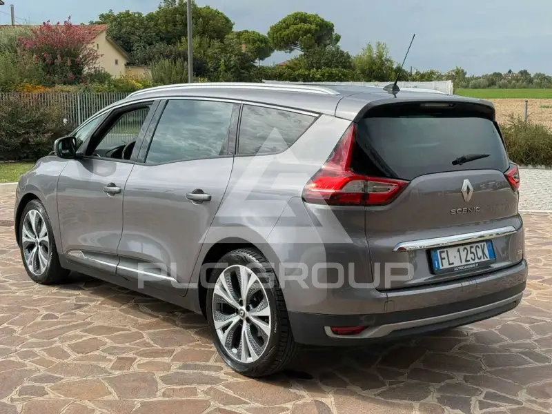 2017 Renault Grand Scenic