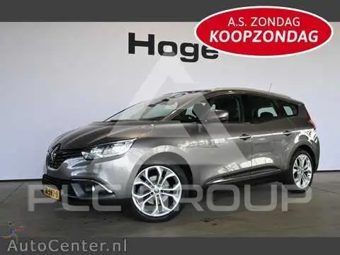 2017 Renault Grand Scenic