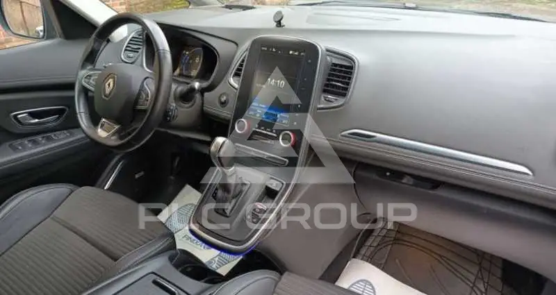 2017 Renault Grand Scenic