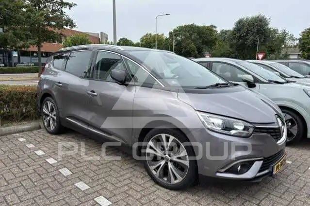 2017 Renault Grand Scenic