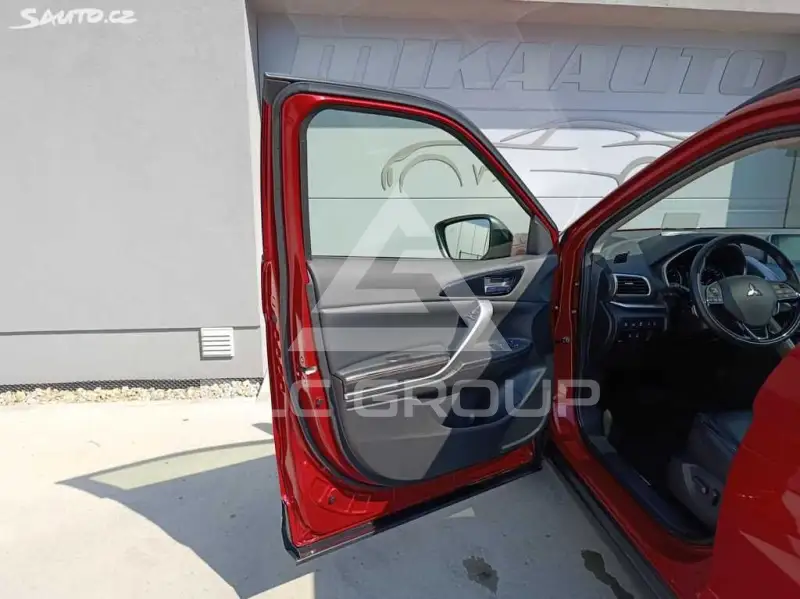 2018 Mitsubishi ECLIPSE