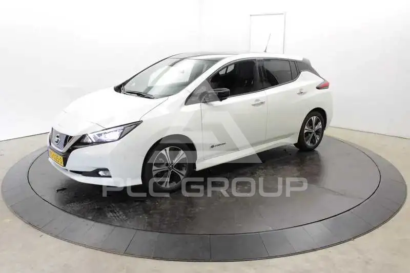 2018 Nissan LEAF